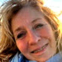 Stefanie van den Bos