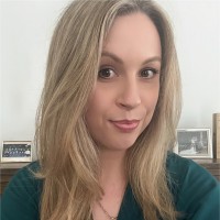Kathryn Kris