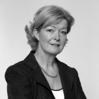 Mary Dillon