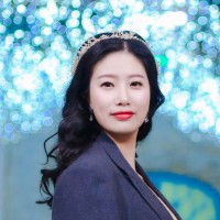 Nicole Ho