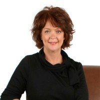 Suzanne Sword