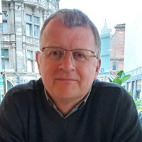 Steve Elliott
