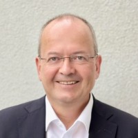 Dr. Carsten Metelmann 梅台曼