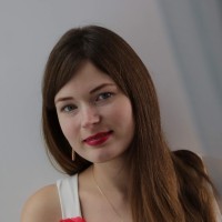 Анна Іваненко