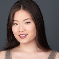 Olivia J Lee