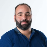 Raz Vekayam