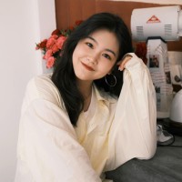 Vicky Lee