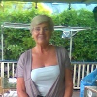 Lesley Smart