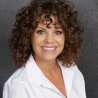 Glenna Carroll