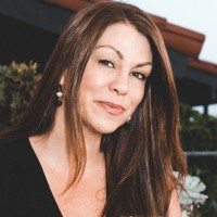Elane Wood