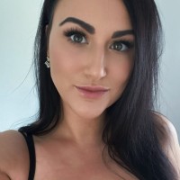 Hollie Kirk