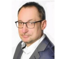 Krzysztof Wrona