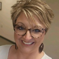 Donna Leach