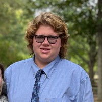 Zach Mills