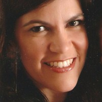 Cláudia de Carvalho Kammer Alves de Oliveira