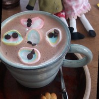 Uyên Ngô