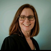 Stacey Graves