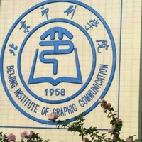 周佳怡