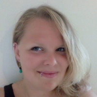 Alyanne Nes, Van De