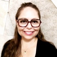 Ana Lúcia R. Fernandes