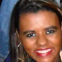 Ana Claudia Moreira Paulino