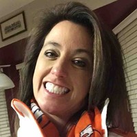 Debra Kelly
