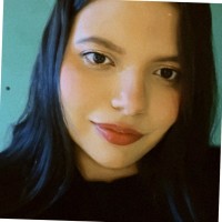 Taís Lemos