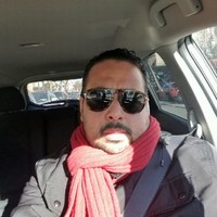 Enrique York)