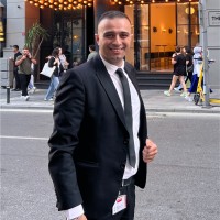 Suat Tut
