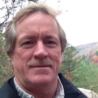 Glenn Hinds