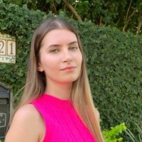 Larissa Sangaletti