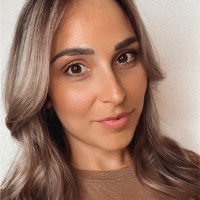 Kate Poppel, Mba