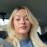 izzy rees