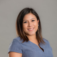 Ashley Larios, Mba