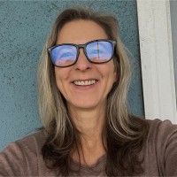 Janet Dion