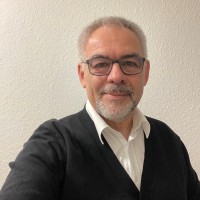 Martin L.