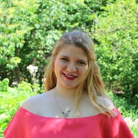 Holly Holliday, Lcsw