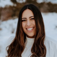 Allison Valencia, Pe