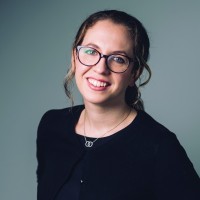 Laura Adams