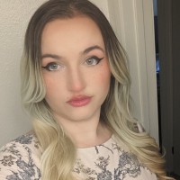 Alexis Burton