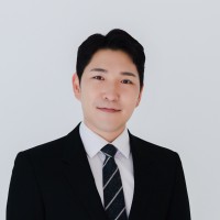 Young Woong Ra