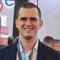 José Vinicius Girão Gomes