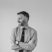 Simon Jolly