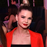Alexandra Burrows