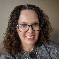 Holly R Olson