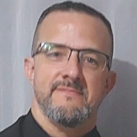 silvio cesar correa valentim