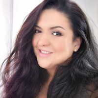 Viviane Neves