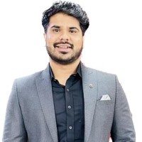 Adv Vaibhav yadav