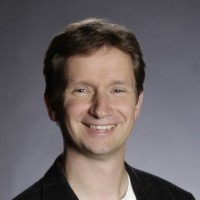 Oliver Straub