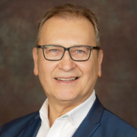 izzet sozeri
